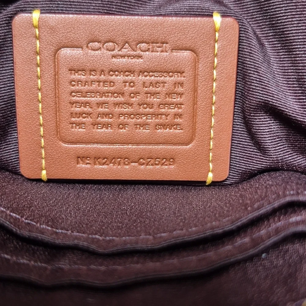 Coach Year Of The Snake Ruby Red Leather Corner Zip Wristlet, New With Tags - Picture 13 of 16